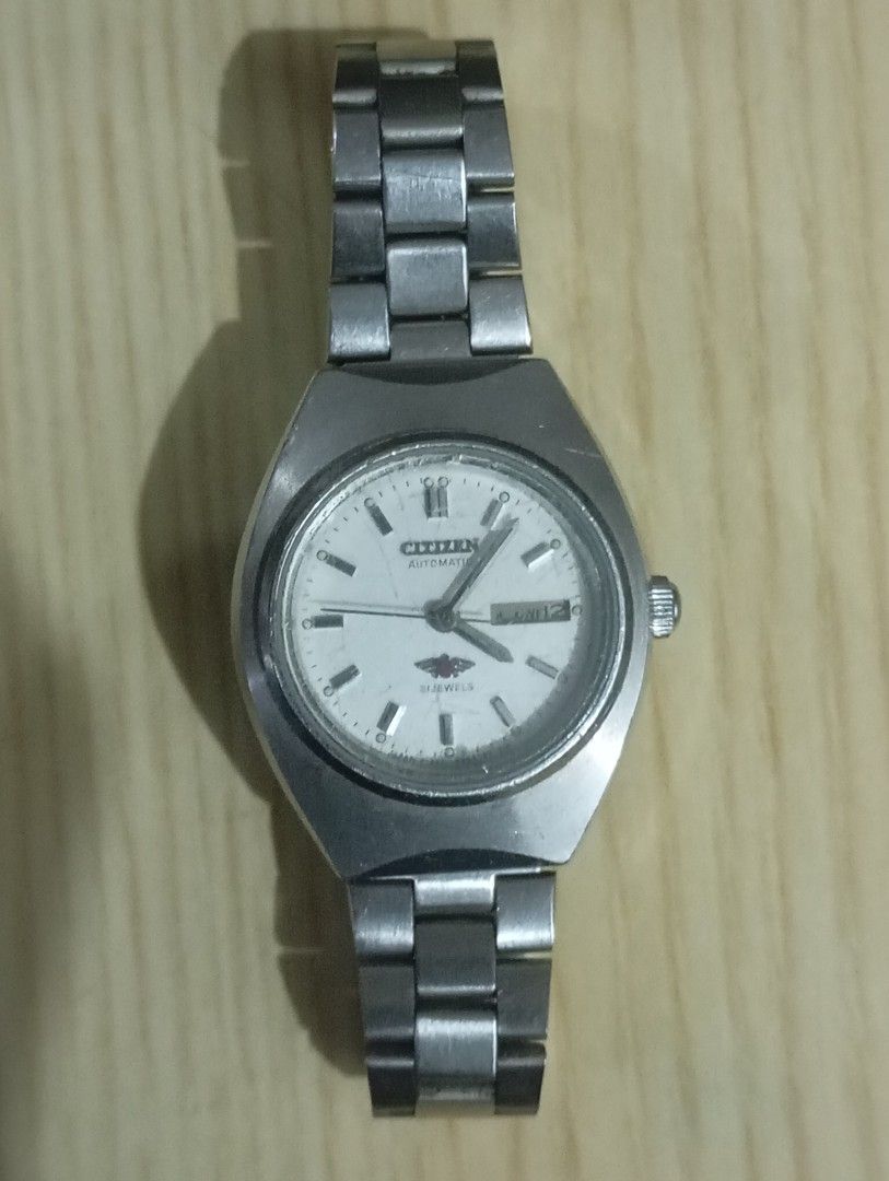 Citizen automatic (Category: Women's Watches) located in Las Pinas. Submitted by quick_deals_great_finds2 (Listing ID 1470867340, Image 2). Description: Original good working condition 25mm small fits wrist 6.3 inches Fully functional keeps time.