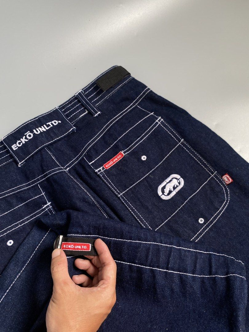 €CK0 Y2K Baggy Pants 💎 (Category: Jeans) located in Cavite. Submitted by awuuu27 (Listing ID 1470746050, Image 3). Description: €CK0 Y2K Baggy Pants 💎 DIMES: Width-30-34/Length-41.5/Leg Opening-10/Thigh-15 CONDITION: 9/10 COLOR RATE: 9/10 ISSUE: altered length.
