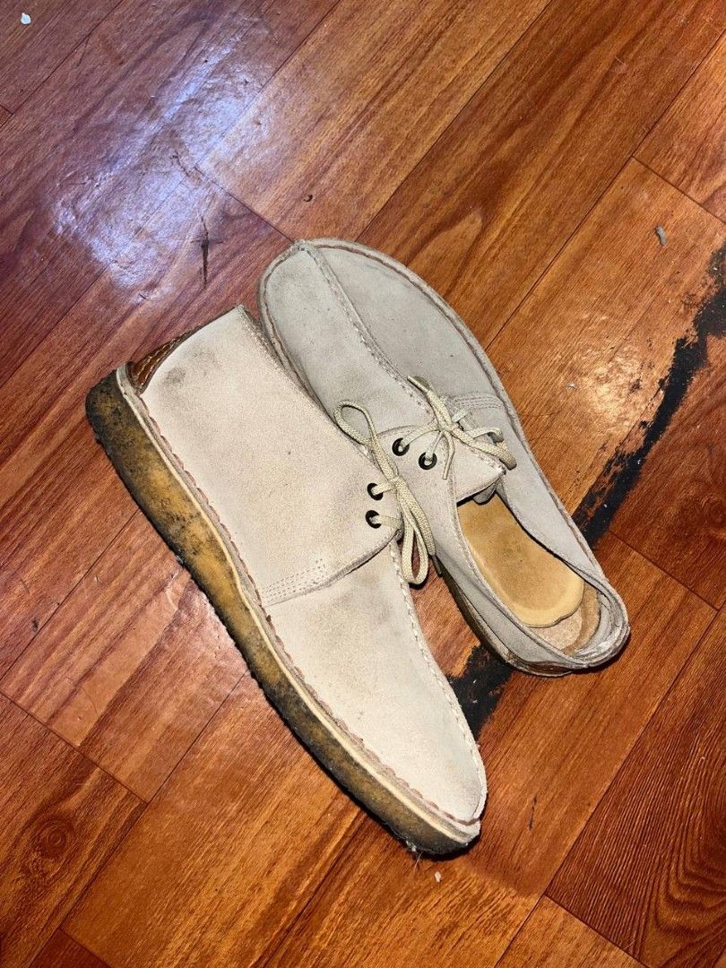 Clarks Desert Trek suede shoes (Category: Casual Shoes) located in Quezon City. Submitted by michypeachyy1 (Listing ID 1470914735, Image 1). Description: 2000 plus shipping size 9.5 us.