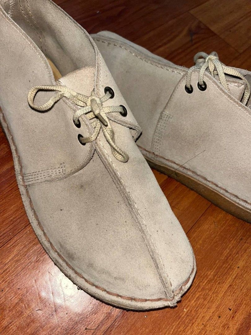 Clarks Desert Trek suede shoes (Category: Casual Shoes) located in Quezon City. Submitted by michypeachyy1 (Listing ID 1470914735, Image 2). Description: 2000 plus shipping size 9.5 us.