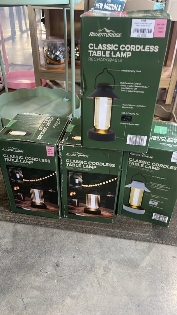 Classic cless table lamp (Category: Looking For) located in Caloocan City. Submitted by hmr.gomez (Listing ID 1470771775, Image 1). Description: .