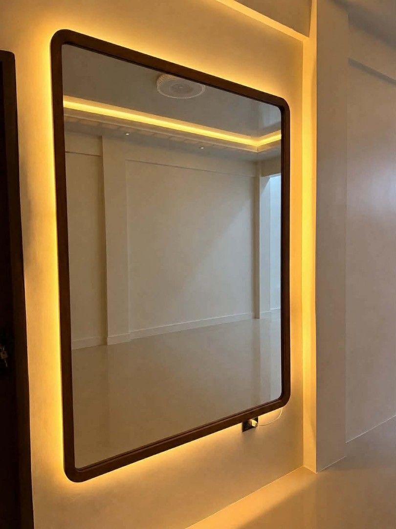 Classic Wooden Frame Mirrors (Category: Mirrors) located in Manila. Submitted by gelie0917 (Listing ID 1470786014, Image 2). Description: ❗❗PLEASE READ BEFORE SENDING US A MESSAGE ❗❗ For faster response: We're currently unable to reply here due to limited replies on the CaroUsell app. Please m3ssage us on Vlb3r: *O*9*0*6*5*7*1 *8*6*0*6* (pls remove the asterisks) Or visit our F@ceb00k p@ge **PHILANJ MIRRORS* ** Thank you for understanding! via La