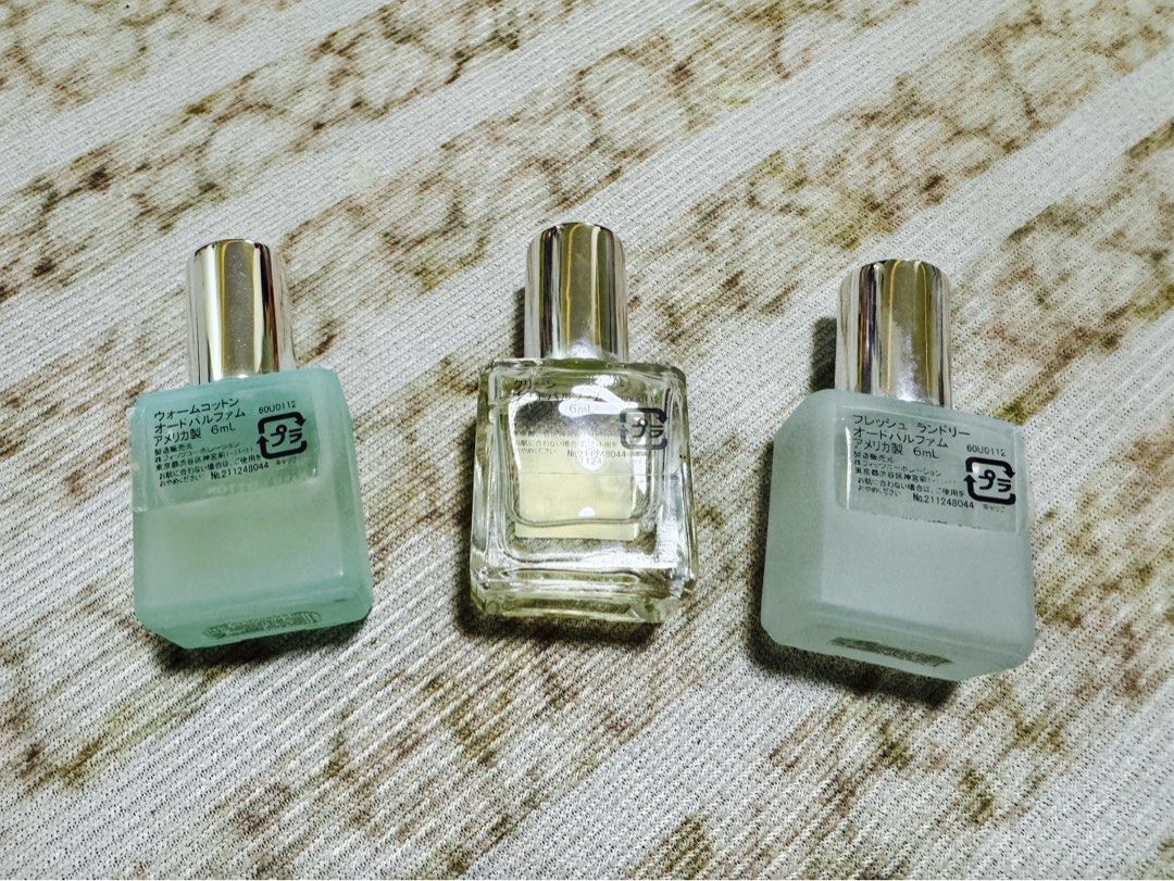 CLEAN MINI PERFUME SET (Category: Fragrance & Deodorants) located in Agdangan. Submitted by lavishbyji22912 (Listing ID 1470817460, Image 2). Description: Authentic Japan bought No boxes As is With japan seal Super babango Selling as set.