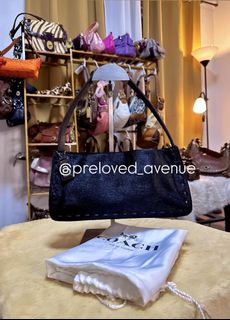 (Category: ) located in . Submitted by preloved_avenueph (Listing ID 1470911869, Image 1). Description: .