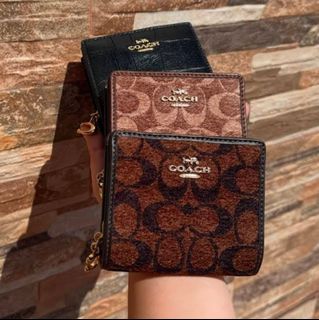 (Category: ) located in . Submitted by trend_boutique (Listing ID 1470808523, Image 1). Description: .
