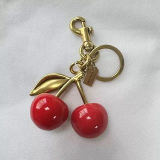 (Category: ) located in . Submitted by pinkykeenshop (Listing ID 1470932031, Image 1). Description: .