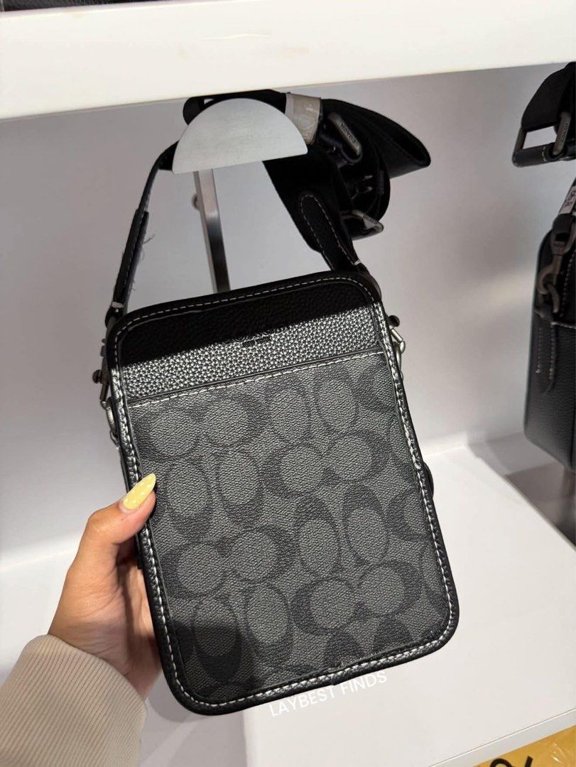 Coach Crossbody Bag (Category: Sling Bags) located in Quezon City. Submitted by stuffs.hellyy (Listing ID 1470917828, Image 3). Description: with box 20x14cm.
