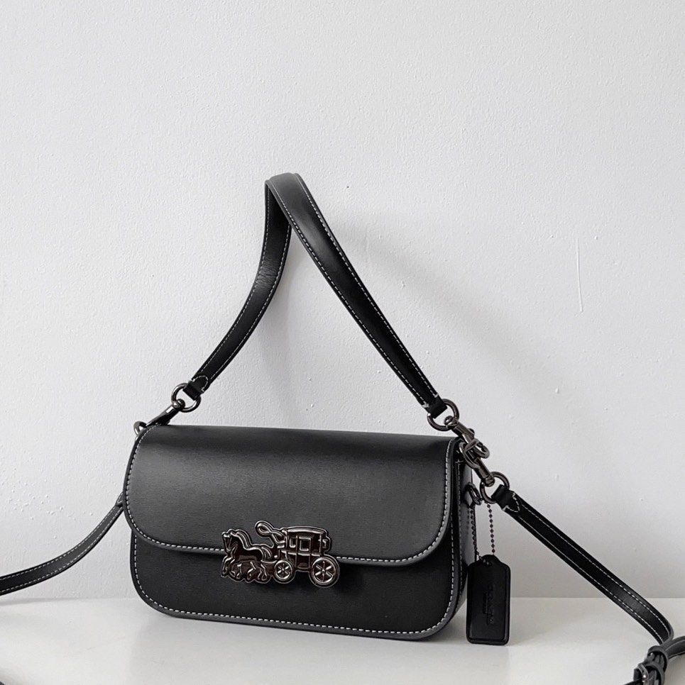 Coach Harper Crossbody Bag, Women's Fashion, Bags & Wallets, Cross-body ...