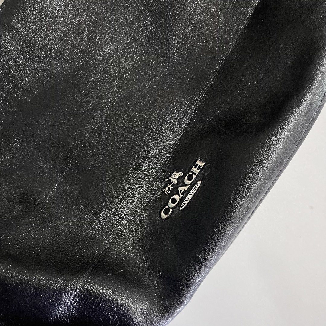 Coach kili Bag (Category: Shoulder Bags) located in Zamboanga. Submitted by wearwell.ph (Listing ID 1470776525, Image 2). Description: Condition: Excellent ( Needs some cleaning inside other than that no hidden issues ) .