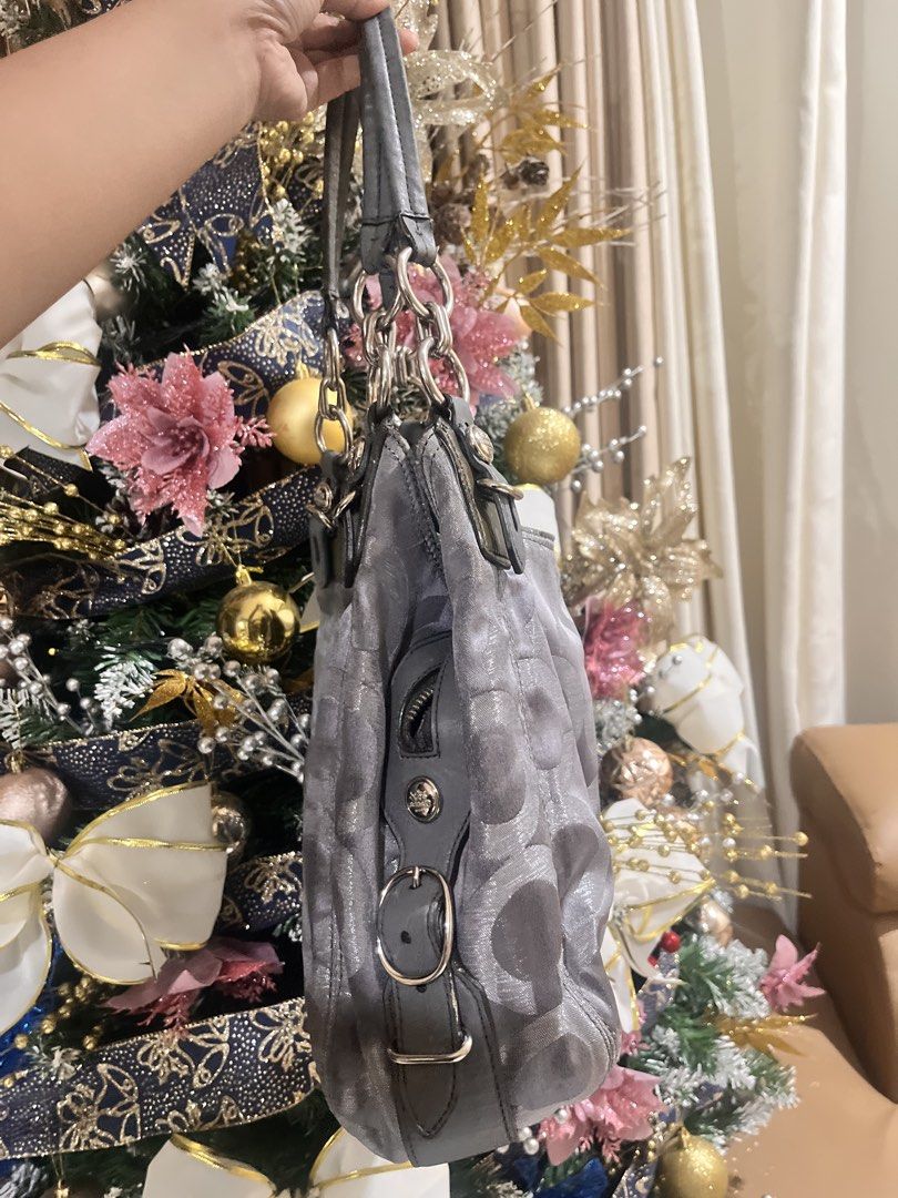 COACH MADISSON (Category: Shoulder Bags) located in Butuan. Submitted by darlingdressco. (Listing ID 1470878455, Image 2). Description: .