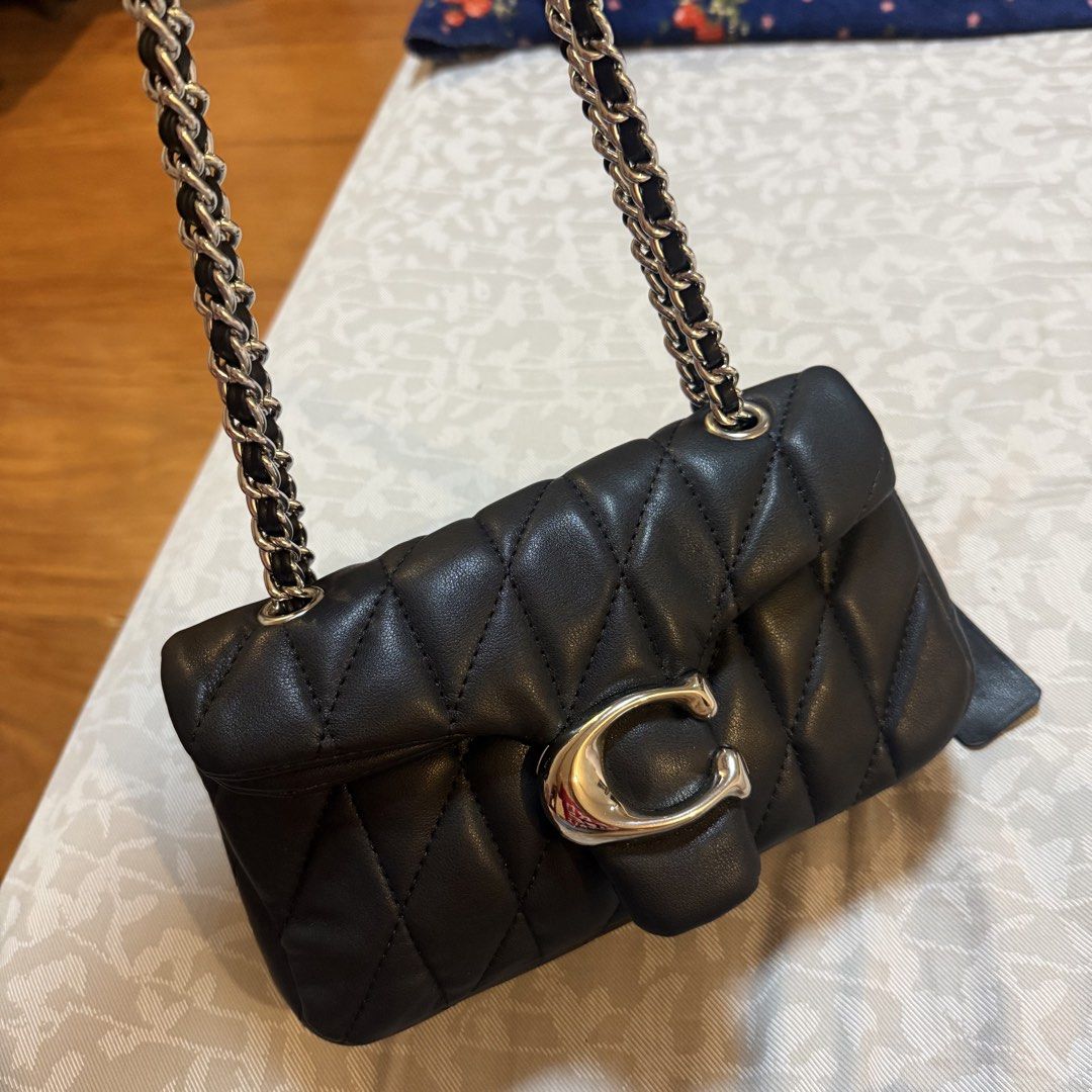 COACH MINI TABBY (Category: Luxury Bags & Wallets) located in Quezon City. Submitted by lovebyanne (Listing ID 1470834786, Image 2). Description: - NGA / bought from an instagram shop selling vintage curated pieces (europe & spain sourced) - black leather with silver hardware, so pretty in person 😍 - can be a shoulder or crossbody bag.