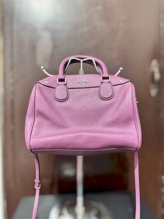 (Category: ) located in . Submitted by dearpinkcollections (Listing ID 1470848354, Image 1). Description: .