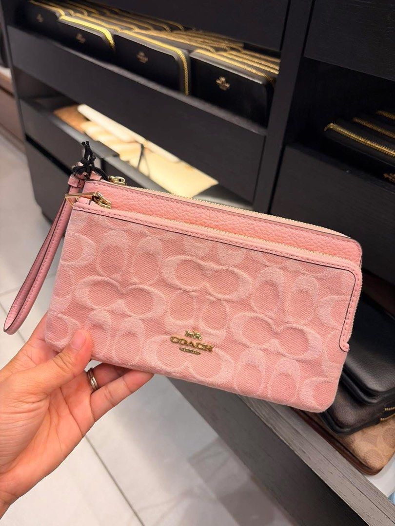 Coach Zip Wristlet Wallet (Category: Wallets & Card holders) located in Paranaque City. Submitted by mmacita (Listing ID 1470834010, Image 1). Description: Coach single zip wallet last photo all colors avail ₱399 each only .