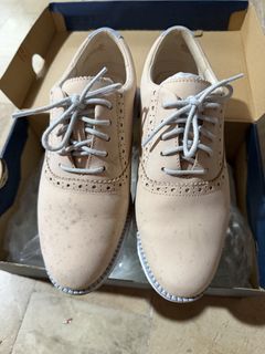 (Category: ) located in . Submitted by katcascloset (Listing ID 1470745747, Image 1). Description: .