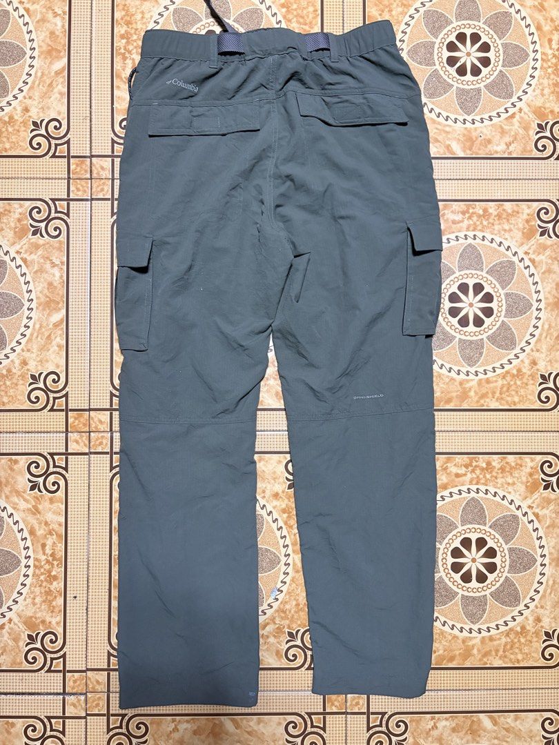 Columbia Army Green (Category: Activewear) located in La Trinidad. Submitted by legit.ukayspot (Listing ID 1470851469, Image 2). Description: XL ON TAG WL - 32- 36 , 41 L (via TM).
