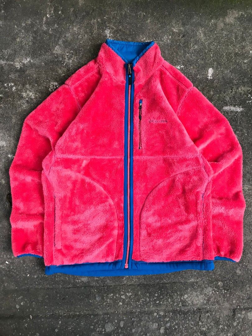 COLUMBIA REVERSIBLE JACKET VINTAGE (Category: Activewear) located in Manila. Submitted by mightytree_3d72f5 (Listing ID 1470829714, Image 3). Description: COLUMBIA REVERSIBLE JACKET VINTAGE Size: LARGE Dimes: 22x27.5 Condition: 10/10 Color rate: 10/10 Issue: None Price: 4k+sf ‼️REMINDERS‼️ •Please read the item details before purchasing. •This item is thrifted, so please manage your expectations. •Color may vary due to lighting..