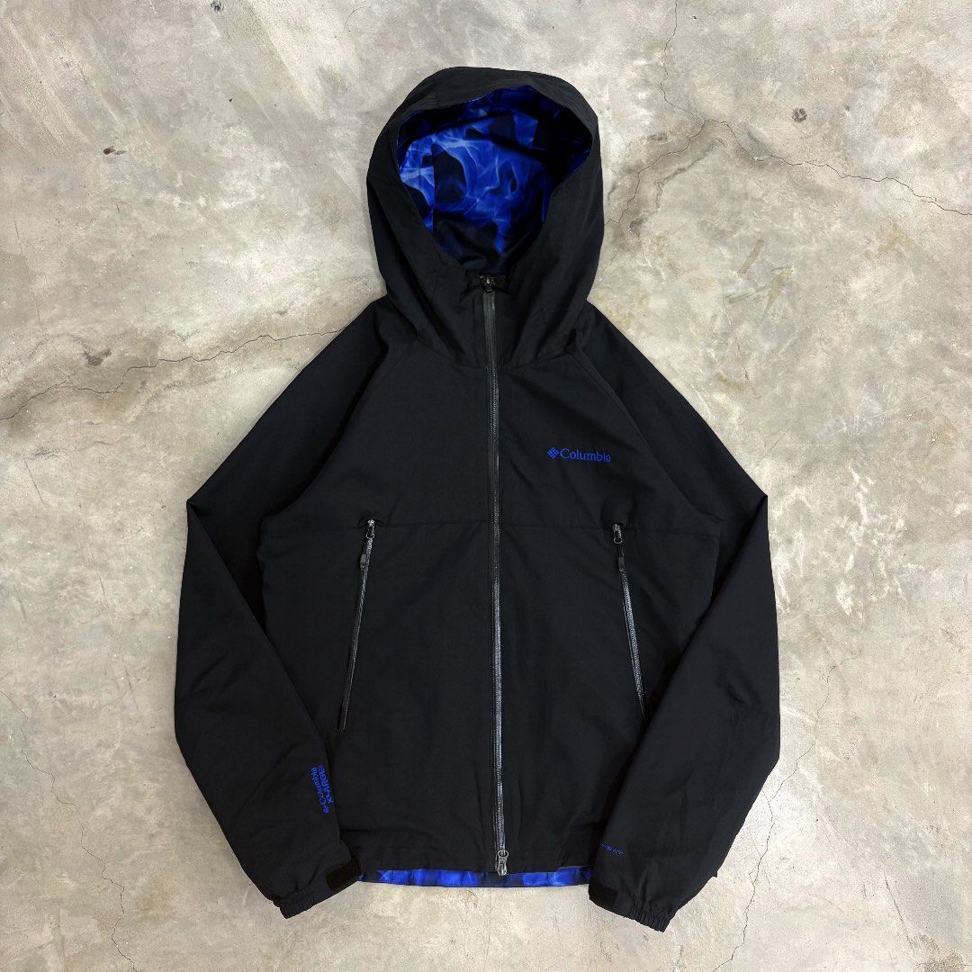Columbia x Xlarge Omni-heat Jacket (Category: Coats, Jackets and Outerwear) located in Angeles City. Submitted by therandomstuff011 (Listing ID 1470861682, Image 1). Description: -Waterproof -windproof.