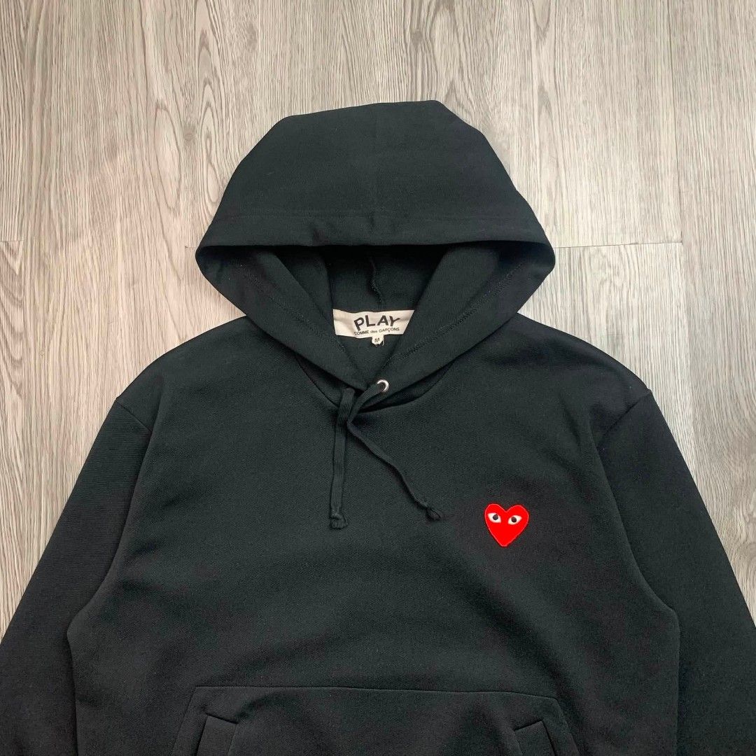 COMME DES GARCONS (Category: Coats, Jackets and Outerwear) located in Carmen. Submitted by luxurious_1 (Listing ID 1470843070, Image 3). Description: CDG SZ MEDIUM LENGTH 22 WIDTH 27 EXCELLENT CONDITION NO ISSUE.
