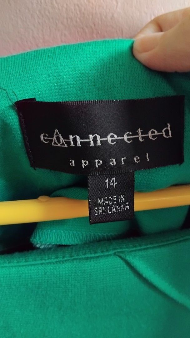 CONNECTED APPAREL GREEN DRESS (Category: Dresses) located in Iloilo. Submitted by ayinscloset (Listing ID 1470796982, Image 3). Description: 💚 CONNECTED APPAREL GREEN DRESS Price: ₱350 (Negotiable) - Brand: Connected Apparel - Size: 14 - Color: Emerald Green - Condition: Good as New - Style: Knee-length dress with elbow-length sleeves and elegant layered diagonal detailing ✨ Well-maintained and in excellent condition ✨ Perfect for formal events,