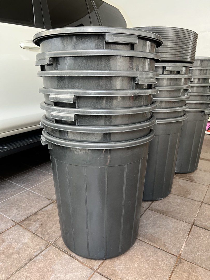 Container Drum 105 liters (Category: Everything Else Others) located in San Juan City. Submitted by wenqm (Listing ID 1470747133, Image 2). Description: Very thick, 105 liters Black container drum. For ₱650 each. Pick up in San Juan city.
