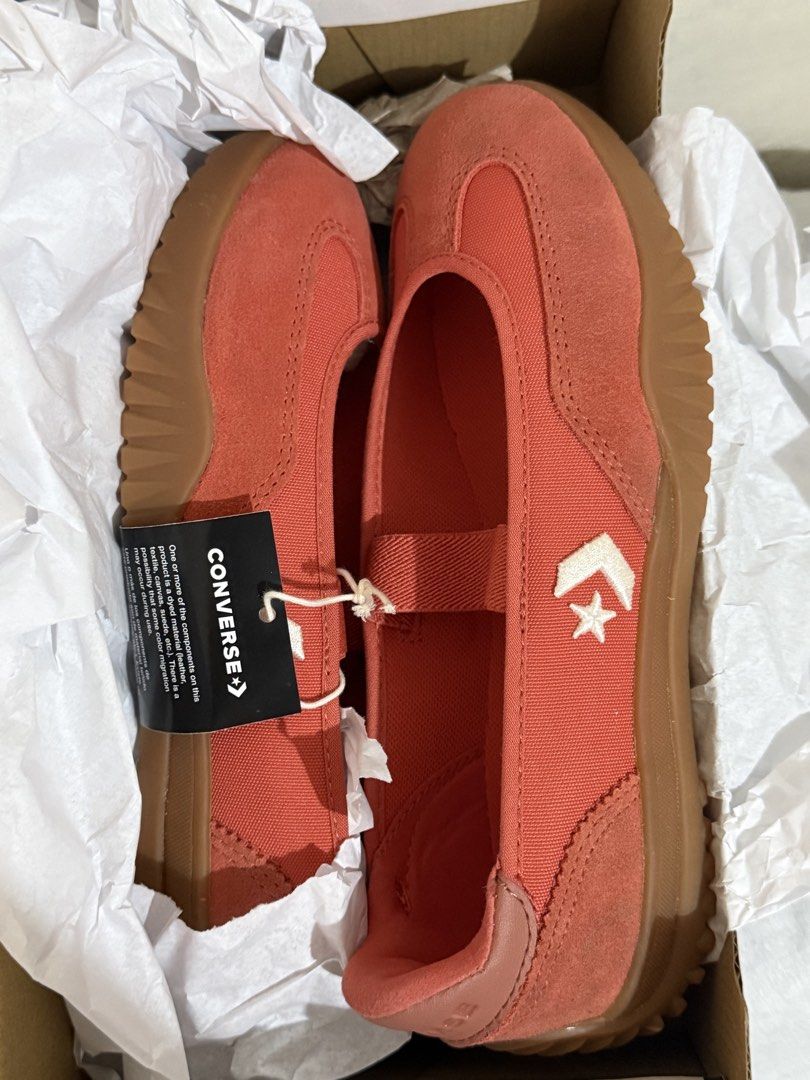 Converse Trainee Ballet Flats (Category: Sneakers) located in Quezon City. Submitted by fairly_curated (Listing ID 1470899894, Image 2). Description: Brand new Size : fits 6 .