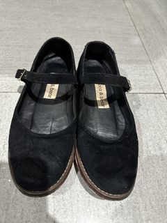 (Category: ) located in . Submitted by shopkriscloset (Listing ID 1470876779, Image 1). Description: .