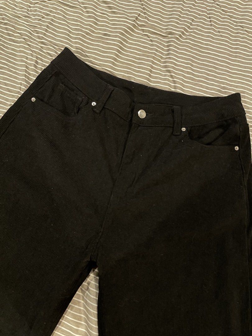Corduroy black jeans (Category: Jeans) located in Manila. Submitted by franceshous (Listing ID 1470785154, Image 2). Description: .