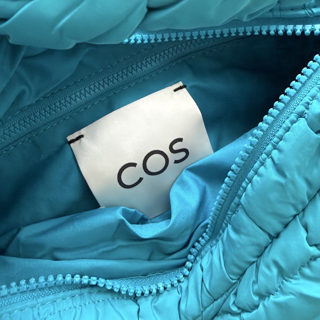 COS Quilted Mini Bag (Category: Shoulder Bags) located in Pasig City. Submitted by wehavegreatdeals (Listing ID 1470793390, Image 3). Description: With paper bag SRP 3250.