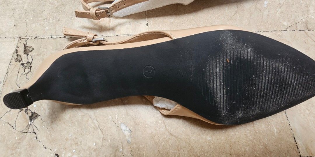 Coutgo Pointed Toe Slingback Pumps (Beige/Nude) - Size 7 (Category: Heels) located in Pasig City. Submitted by bubbles108 (Listing ID 1470870208, Image 3). Description: Selling a brand new, never-worn pair of Coutgo Pointed Toe Slingback Flats. Perfect for office wear, business casual, or smart casual outfits! Very chic and elegant silhouette. Details: • Brand: Coutgo (US Fashion Brand) • Size: Women's US 7 (Standard Fit) • Color: Nude / Apricot 