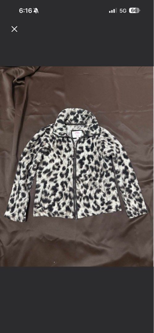 Cow Bikini + Jacket (Halloween Costume) (Category: Sets or Coordinates) located in Quezon City. Submitted by va_v2 (Listing ID 1470838832, Image 2). Description: .