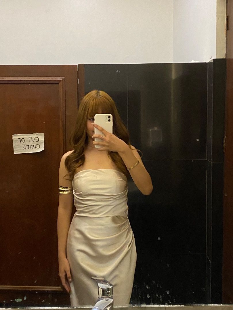 Cream Satin Strapless Ruched Midi Dress (Category: Dresses) located in Caloocan City. Submitted by younghawk_893b84 (Listing ID 1470861966, Image 1). Description: - Color: Cream - Size: XS-S - Material: Smooth, glossy satin - Style: Strapless midi dress with draped ruching - Fit: Form-fitting, hugs curves nicely - Condition: Worn once for a few hours, properly stored, like new - Ideal for: Formal events, dinners, parties, and dates.