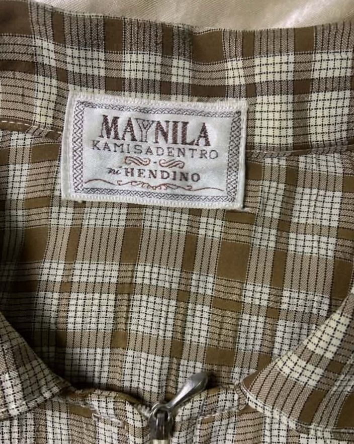 crop polo vintage (Category: Tshirts & Polo Shirts ) located in Paranaque City. Submitted by thrift_in_the_hoods (Listing ID 1470930988, Image 2). Description: dimes: 24x21 issue: pinhole.