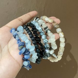 (Category: ) located in . Submitted by faryanacloset (Listing ID 1470787877, Image 1). Description: .