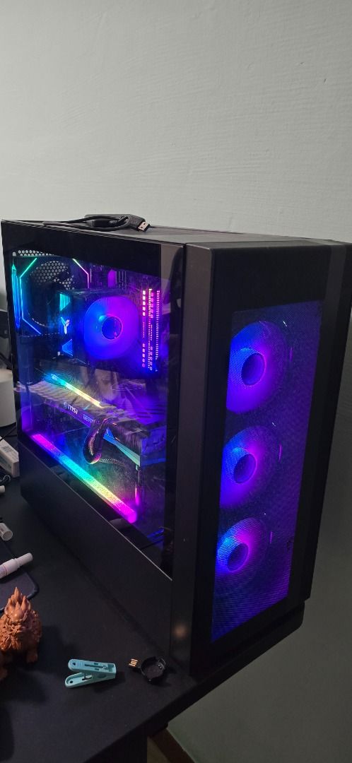 Custom Gaming PC Desktop with RGB Fans and Monitor Setup, Computers ...