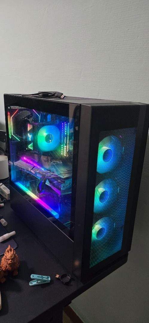 Custom Gaming PC Desktop with RGB Fans and Monitor Setup, Computers ...