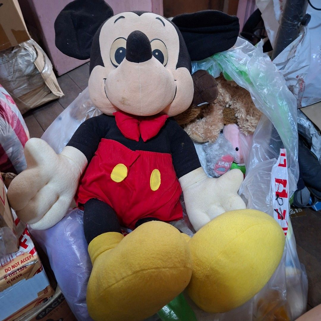 Cute plush toys bundle and stuffed animals (Category: Plushies & Soft Toys) located in Manila. Submitted by closetprincess (Listing ID 1470803664, Image 2). Description: Variety of plush toys including Mickey Mouse, a floral teddy bear, sheep, puppy, and otter. Soft fabric and cute designs. Great for collectors, kids, or gifting. Grab them before they go. Message for individual pieces or take the whole set. -Price may vary depending on the item/s