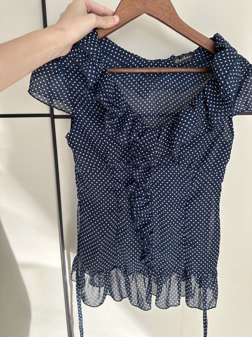 Cute polka top (Category: Blouses) located in Quezon City. Submitted by byzeya (Listing ID 1470855639, Image 2). Description: Xs- s from petite girls;).