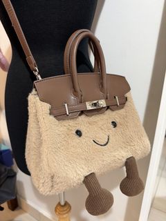(Category: ) located in . Submitted by irisimmiclothes (Listing ID 1470757413, Image 1). Description: .