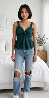 (Category: ) located in . Submitted by closetbyhanyeri (Listing ID 1470915818, Image 1). Description: .
