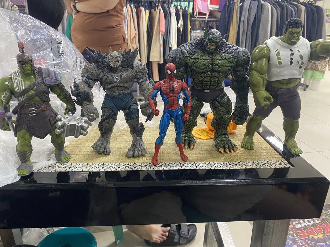 DC AND MARVEL FIGURES (Category: Action & Battle Toys) located in Manila. Submitted by curlcyspreloved (Listing ID 1470845827, Image 1). Description: .