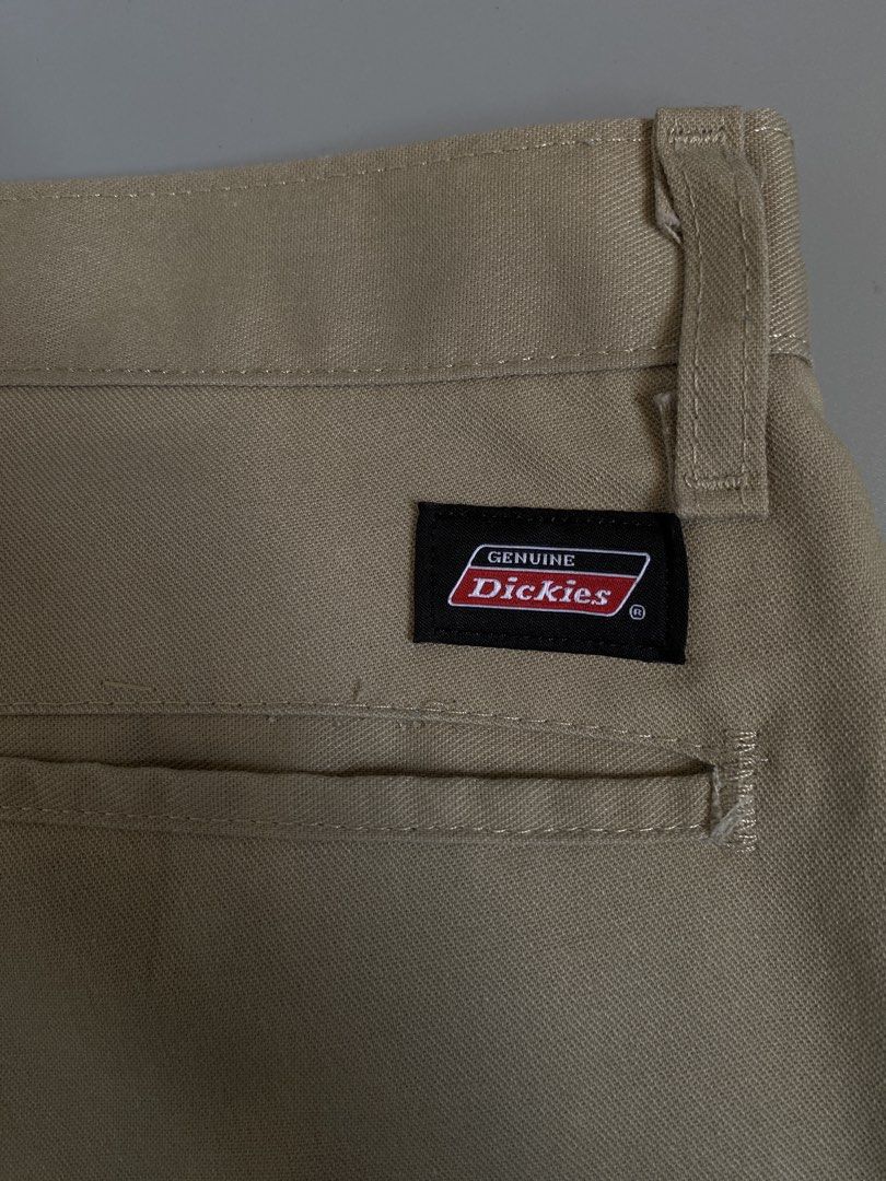 D!CK!€S Genuine Beige Cargo Pants 💎 (Category: Trousers) located in Cavite. Submitted by awuuu27 (Listing ID 1470746370, Image 3). Description: D!CK!€S Genuine Beige Cargo Pants 💎 DIMES: Width-32/Length-40/Leg Opening-9/Thigh-13 CONDITION: 9/10 COLOR RATE: 9/10 ISSUE: none.