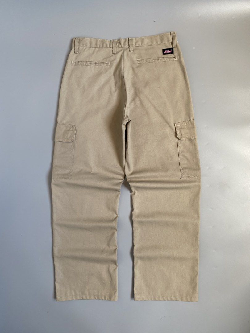 D!CK!€S Genuine Beige Cargo Pants 💎 (Category: Trousers) located in Cavite. Submitted by awuuu27 (Listing ID 1470746370, Image 1). Description: D!CK!€S Genuine Beige Cargo Pants 💎 DIMES: Width-32/Length-40/Leg Opening-9/Thigh-13 CONDITION: 9/10 COLOR RATE: 9/10 ISSUE: none.