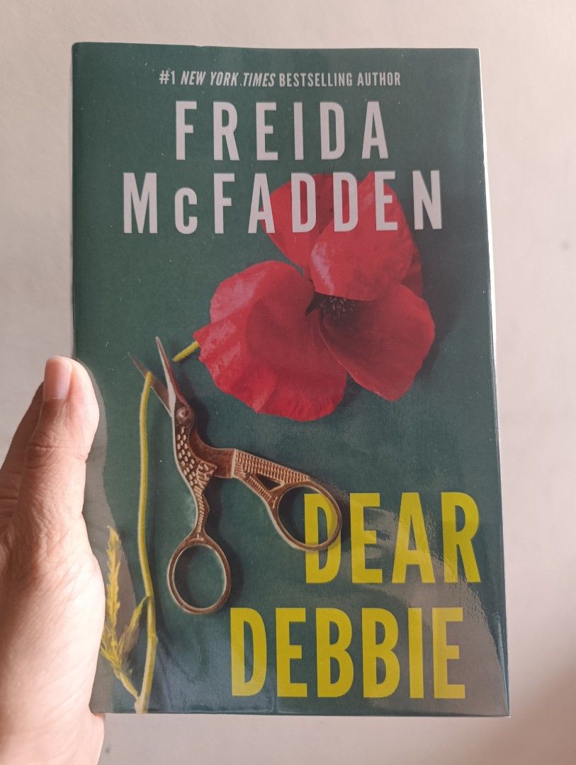 Dear Debbie by Freida McFadden (Category: Storybooks) located in Manila. Submitted by bookworm_2070 (Listing ID 1470818710, Image 1). Description: RFS: Decluterring. Done Reading Authentic, bought from Fullybooked. No annotations. Flaws: None Price: 💰 450 📦 MOD (shouldered by buyer): Lalamove (within Metro Manila only) or J&T Express direct 📦 Meetups: SM Megamall, MRT Shaw Boulevard or other nearby areas. 💸 MOP: GCash, Maya or Bank Transfer (