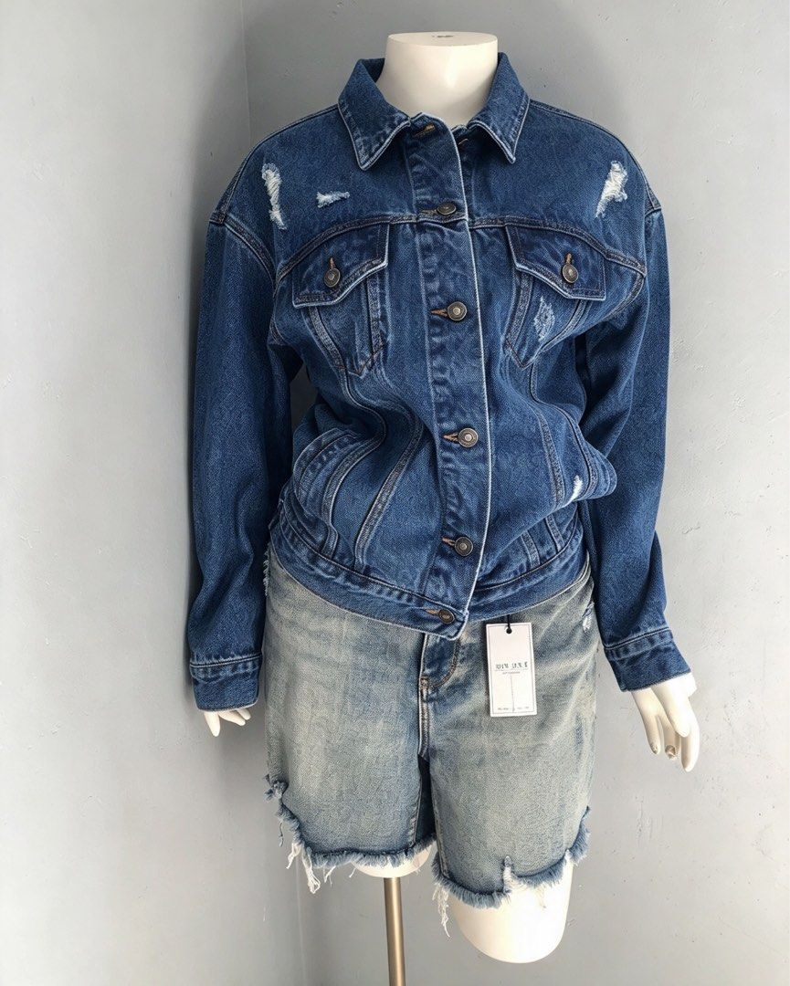 denim jacket m-l frame women (Category: Others Tops) located in Noveleta. Submitted by prelovedmylabs (Listing ID 1470876551, Image 1). Description: .
