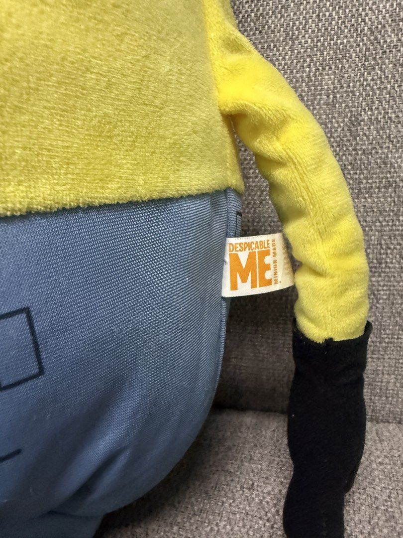 Despicable Me Minion Stuart Jumbo size (Category: Plushies & Soft Toys) located in Manila. Submitted by bcbg3217 (Listing ID 1470858179, Image 3). Description: ‼️PLEASE READ BEFORE BUYING‼️ Like new condition Authenticity GUARANTEED with etiketa Jumbo size 45cm. No other inclusions Actual photos are posted No other issues or flaws unless stated Please check the photos thoroughly before placing an order JnT regular or Lalamove COD for Metro Manila