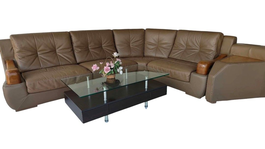 Detachable L-Type German Leather Sofa + Tempered Glass Center Table (Category: Sofas) located in Mexico. Submitted by mgracejapansurplus (Listing ID 1470833619, Image 1). Description: NEW ARRIVAL 🇯🇵 Detachable L-Type German Leather Sofa + Tempered Glass Center Table✨ - Spacious brown genuine German leather sofa — detachable sections for easy moving & flexible setup - Padded cushions, leather + wood armrest accents, sturdy build - ✅ FREE matchin