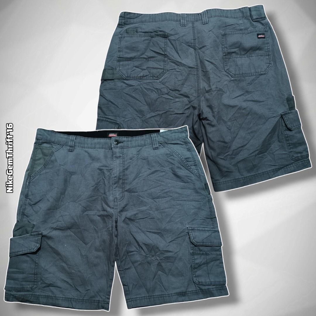 Dickies (4) (Category: Shorts) located in Santa Cruz. Submitted by nikegemthrift2016 (Listing ID 1470743616, Image 1). Description: Dickies (4) Size: 40 Length: 22 Excellent 380 plus sf.