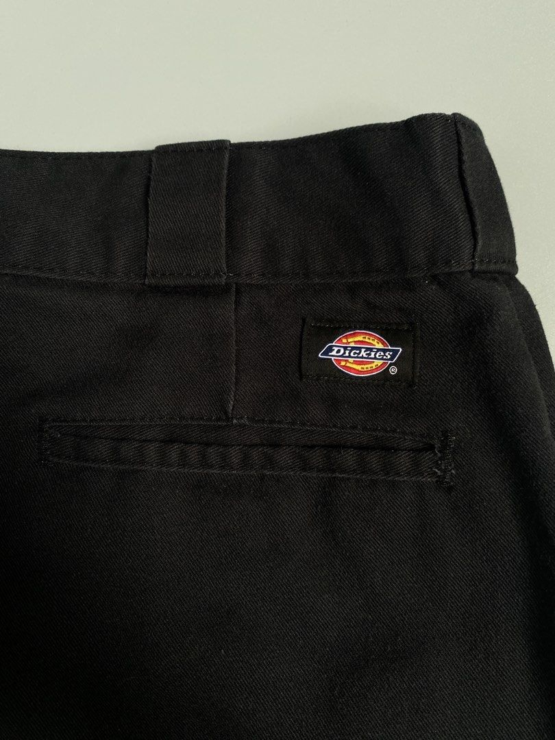 Dickies 874 Original Fit Work Pants Black 32x32 (Category: Trousers) located in Cavite. Submitted by awuuu27 (Listing ID 1470746777, Image 3). Description: D!CK!€S 874 Baggy Pants 💎 DIMES: Width-32/Length-41/Leg Opening-9/Thigh-13 CONDITION: 9/10 COLOR RATE: 8.8/10 ISSUE: minimal fade .