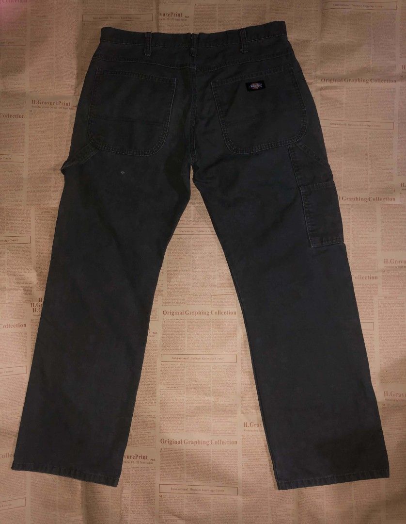 Dickies Carpenter Pants (Category: Jeans) located in Abucay. Submitted by fnds_wr (Listing ID 1470841129, Image 3). Description: .