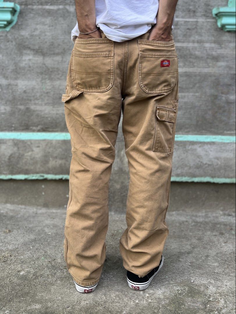 Dickies double knee (Category: Jeans) located in San Miguel. Submitted by clarencenaval (Listing ID 1470862545, Image 2). Description: Dickies carpenter double knee pants Size 34 on tag Lenght 39 leg opening 8.5 Issues see pictures below .